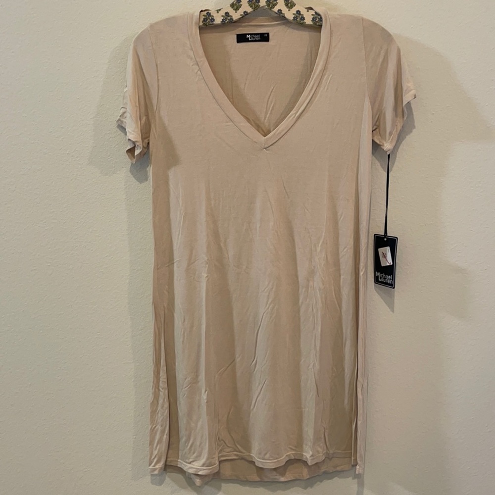 NWT XS Michael Lauren Beige V-neck T-shirt Dress!